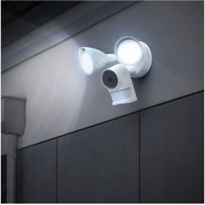 Foscam F41 Überwachungskamera mit Flutlicht